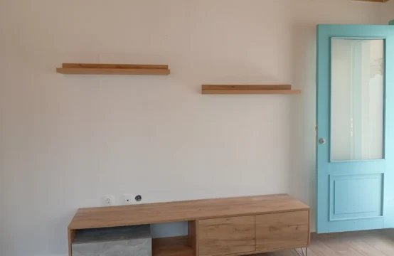 Μονοκατοικία &#8211; studio με αυλή κοντά στο κέντρο.